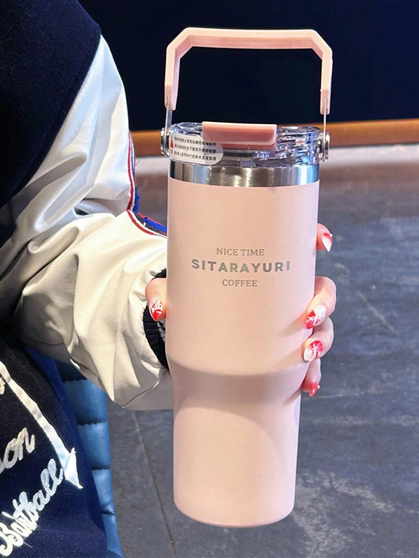 1 個 大容量断熱タンブラー ハンドル付き 太いストロー付 スタイリッシュ ホーム・学校用