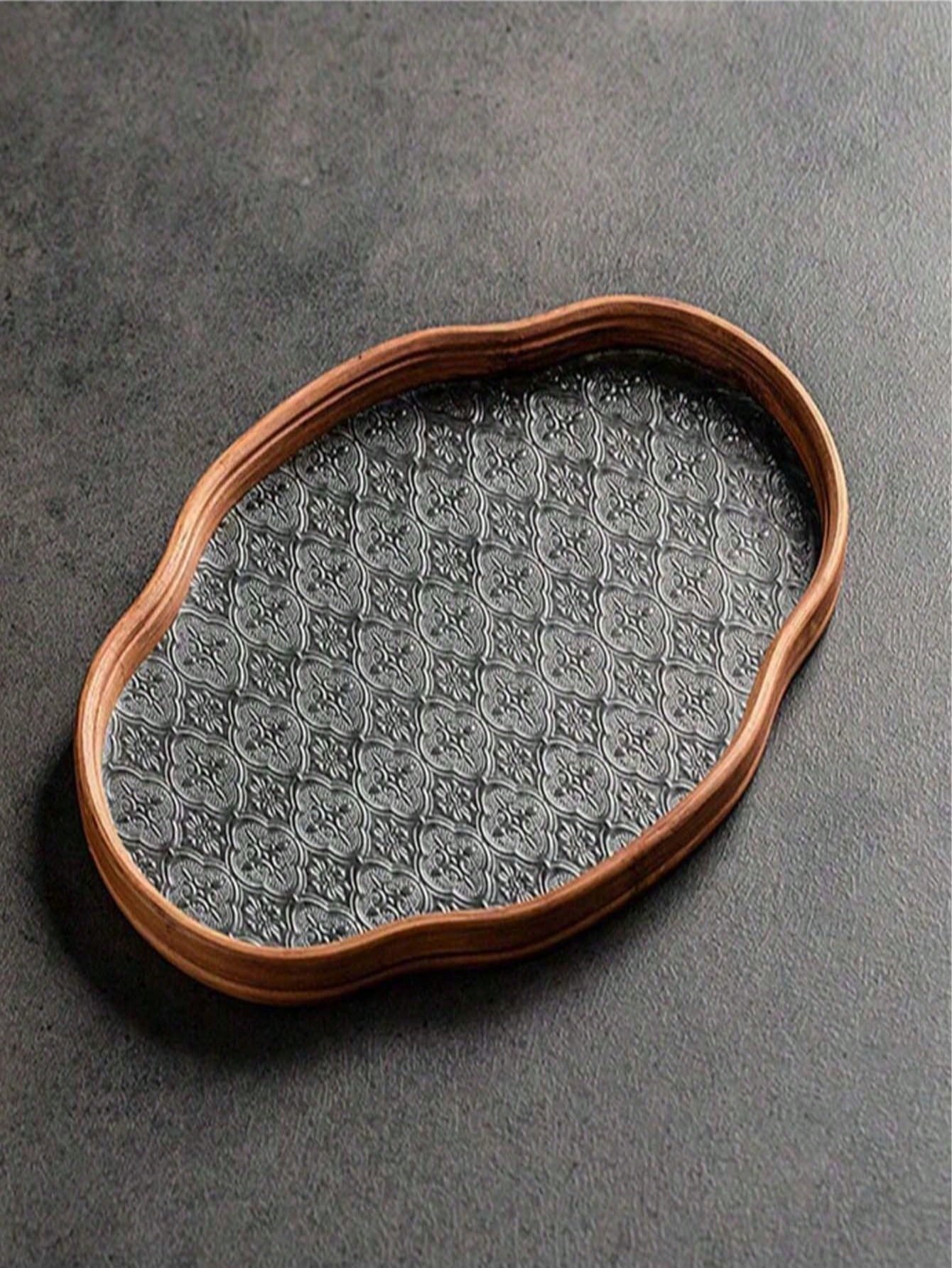 家庭、オフィス、またはお茶室で果物やスナックを収集するのに使用するガラストレー。または自由に用途を変えられる乾燥茶テーブルとしても使えます。