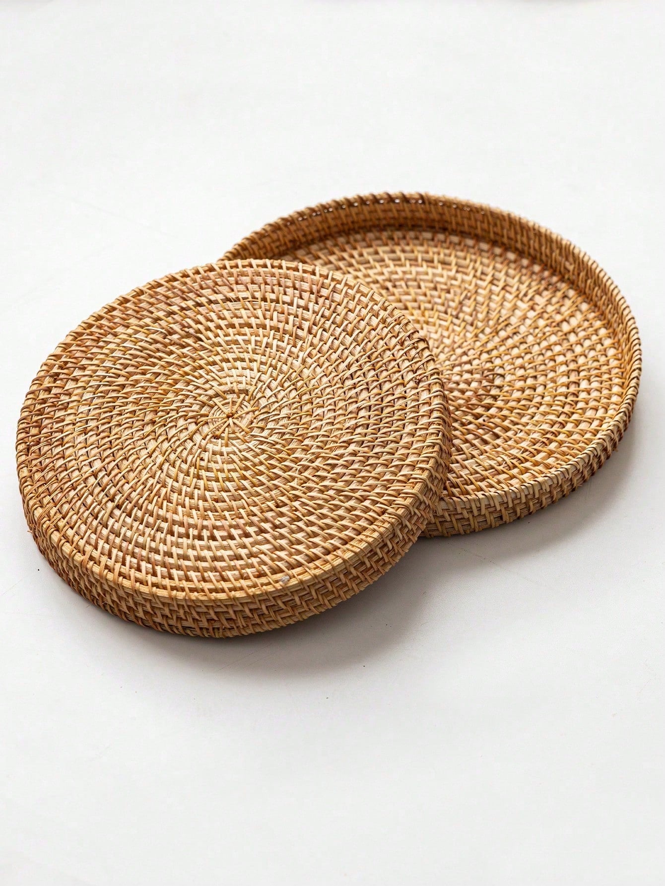 1個 和風 手作り 編み込み収納バスケット、無地カラー ラタン編み バスケット、自宅、リビング、レストラン、屋外ピクニックに最適 バレンタインデー、バレンタインウェディング、誕生日