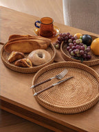 1個 和風 手作り 編み込み収納バスケット、無地カラー ラタン編み バスケット、自宅、リビング、レストラン、屋外ピクニックに最適 バレンタインデー、バレンタインウェディング、誕生日